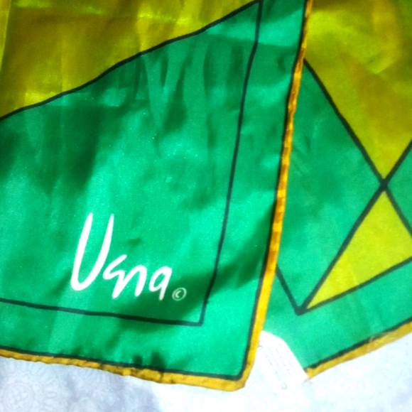 Vintage Greens Olive black lined scarf - Picture 5 of 7